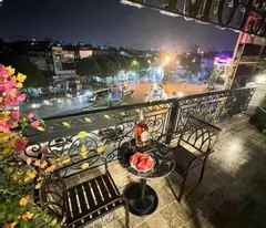 house for sale on hang bong street, for rent, top business, 280m², 5m square meter, 100 billion (negotiable)