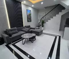 house for sale on hao nam street, 5 bedroom design, few steps to the street, 35mx5t, price: 8.2 billion.