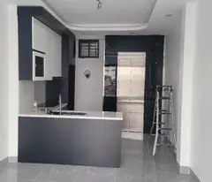 house for sale on hao nam street, 5 elevator floors, near street front, 37mx5t, price: 8.5 billion, contact: 0396935190.