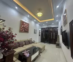 house for sale on hao nam street, subdivision area, kia morning giai lane, 42mx4t, price: 12.95 billion, contact: 0396935190.