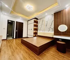 house for sale on hao nam street_few steps to the street_6 sparkling beautiful floors_29mx6t_ price: 7.15 billion.