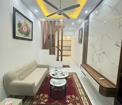 house for sale on hao nam street_solidly built by residents_farm alley near the street_27mx5t_price: 6.6 billion_contact: 0396935190.