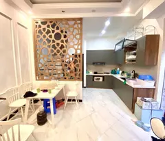 house for sale on hao nam street_super rare money_two glimpses forever_25mx6t_price: 5.5 billion.