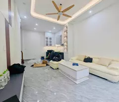 house for sale on hao nam street_two alley sides_alley near street front_35mx4t_price: 7.68 billion.