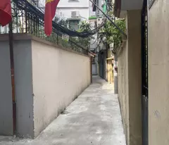house for sale on hoang quoc viet street, 6 bedrooms, area 42m2, slightly 6 billion.