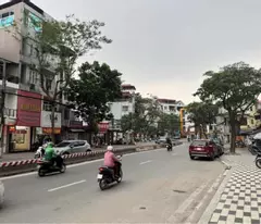 house for sale on lac long quan street, tay ho district, 150m2, frontage more than 7m, price only 88 billion