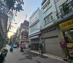 house for sale on lang ha alley, open car alley, suitable for trading many products