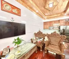 house for sale on lang nhinh street 3 billion 40m fully furnished right away