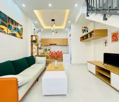 house for sale on le hong phong, district 10, 4x11 auto alley, 3 floors, only 5.4 billion.
