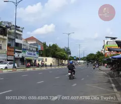 house for sale on le van hien street - big street frontage, suitable for profitable investment!