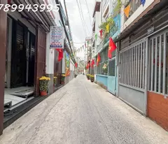 house for sale on le van sy bordering district 3 near hxh, 42m (3.5x12), price under 7 billion