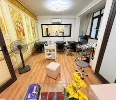 house for sale on long street - 3-sided corner lot - car parking - business business