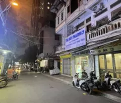house for sale on long street, center of dong da district, 6 new hard floors, parking oto, area 46m2, frontage 4m, just over 6 billion.