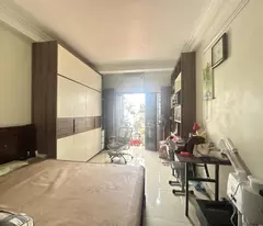 house for sale on may 19, van quan, 47m2, 5 floors, built by farmers, farm lane, nearly 8.2 billion.