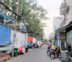 house for sale on mt duong duc hien, sleeping car, 60m2, 2 new panels, only 4 billion