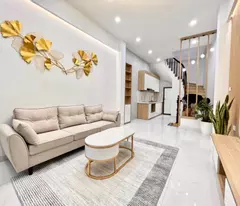 house for sale on nguyen chi thanh street, 42m2x6t, 3m car distance - commercial, price 5.32 billion