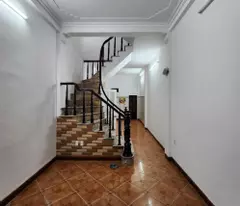 house for sale on nguyen chinh, hoang mai, car near the house, business alley, 34m2, 6.85 billion