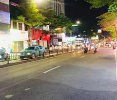 house for sale on nguyen luong street with flat, car, business, 105m2 x 4.2m frontage x slightly 26 billion.