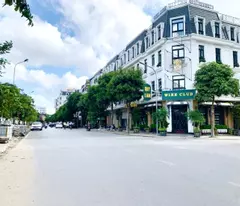 house for sale on nguyen tat to street, le chan, hai phong right on hoang huy mall street.