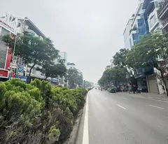 house for sale on nguyen van cu street, long bien: 905m2, business business, price 310 billion vnd