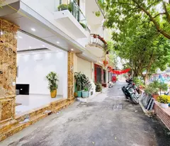 house for sale on nguyen van troi, thanh xuan, car garage subdivision, business, 44m2, 19.8 billion (ctl)