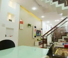 house for sale on street 1, truong tho ward, thu duc, ho chi minh city. area 60m2, 4 floors, pink book. price 7.5 billion -