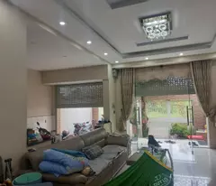 house for sale on street front in district 9, 140m², 3 floors, 4 bedrooms, 9.35 billion, pink book