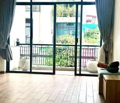 house for sale on tay ho street for 21.8 billion 66m2 top business chop kich tran