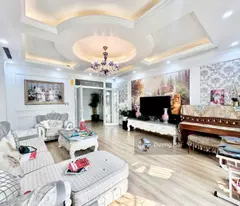 house for sale on the street in dich vong urban area - near cau giay park - 190m2*mt 14m - high-class residential area