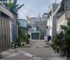 house for sale on the street in vo van hat, 2.6 billion, 56 m2, good price !