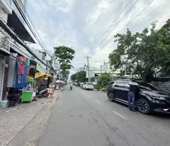 house for sale on the street right at duong ba trac 3.8x15 busy business area
