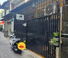 house for sale on to hien thanh street, ward 15, district 10. area 5x15m, price only 8.1 billion.