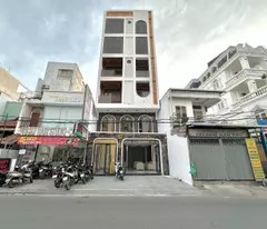 house for sale on trung kinh street, 73m2x8t, elevator, wide sidewalk, car, business, 36.5 billion