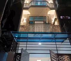 house for sale on truong chinh street, dong da. area 52m2, 6 floors, 6 bedrooms, sddcc. price 15 billion. contact: 0975948906
