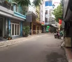 house for sale on van cao alley, 105m2. mt 8m. build 5 floors. cars cost 32.8 billion