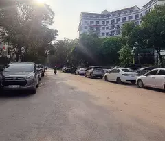 house for sale on van phuc ba dinh street - beautiful vip location rare top business: area 272m2 - 258 billion