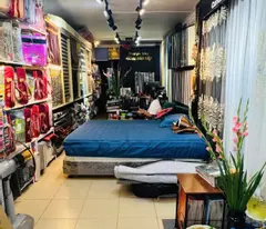 house for sale on vong thi street, tay ho, 70m2 3 floors - price 27.9 billion - business day and night - very rare