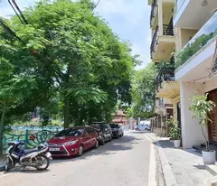 house for sale on vu mien street, tay ho - corner lot 50m² x 5t - sidewalk - business - price 29.2 billion