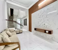 house for sale oto front of the house _ good business, 4 floors, 35m area. excellent price only 7.2 billion