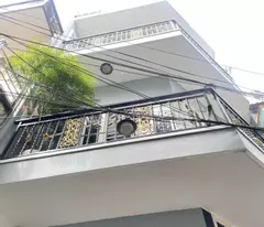 house for sale pham hung tt district 8 right on nguyen tri phuong bridge - 3 floors 87m2 - only 3.. billion.