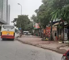 house for sale pham van dong street, 10-lane sidewalk, busy multi-system racing business, 100m-25 billion
