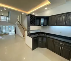 house for sale right in front of the car sleeping in truong sa house, ward 13, phu nhuan district, price only 18 billion tl