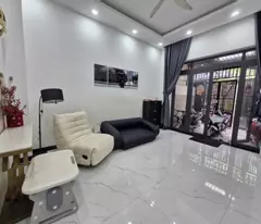 house for sale, street 8, linh xuan, thu duc, ho chi minh city, area 90m2, pink book, price 7.7 billion. contact 0933125879