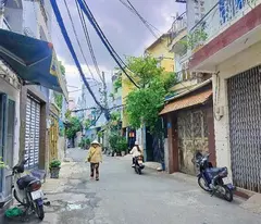 house for sale tan quote tan phu - pine car alley - rare 5.5m house - 4 floors reinforced concrete - 80m - only 8.2 billion
