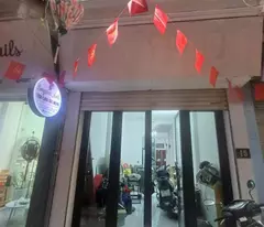 house for sale tran dai nghia - thong lane - top business - next to the university - stable cash flow