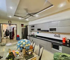 house for sale tran duy hung, area 52m2, 5 floors, few steps to the street, wide farm lane, beautiful house