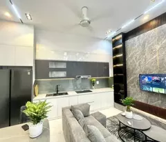 house for sale tran thai tong, cau giay, 30m away from car, 3 airy, airy, 45m2x5t, price 5.2 billion 0969945393