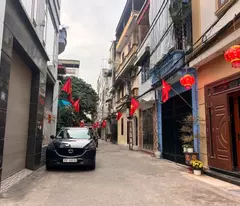 house for sale: tuu liet, 40m2, 3 floors, nice location, shallow lane, 1km from nuoc ngam station. slightly 4 billion