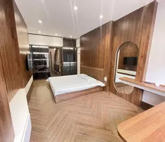 house for sale vuong thua vu, 48m², 5 floors, 8.6 billion, thong lane, corner lot, business