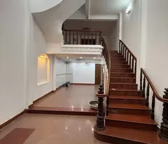 house for sale vuong thua vu-thanh xuan-45m-5t-mt5-15.2ty. contact: 0982769586